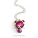 Collier avec pendentif poupée ours kawaii pet Tons fushia en pate polymère fait main 